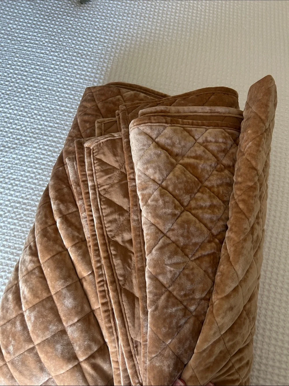 Threshold F/Q Velvet Quilt - Brown/Orange